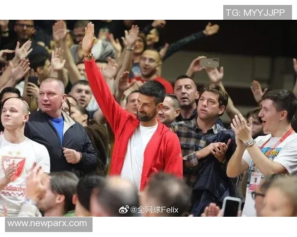 足球明星观看网球比赛的独特视角与体验解析